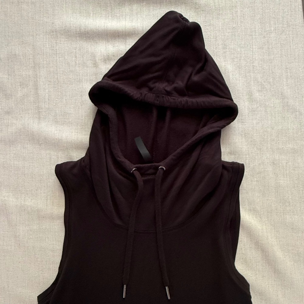 Gaiam Women's Black Small Sleeveless Cowl Neck Hoodie Yoga Activewear Top - Picture 12 of 12
